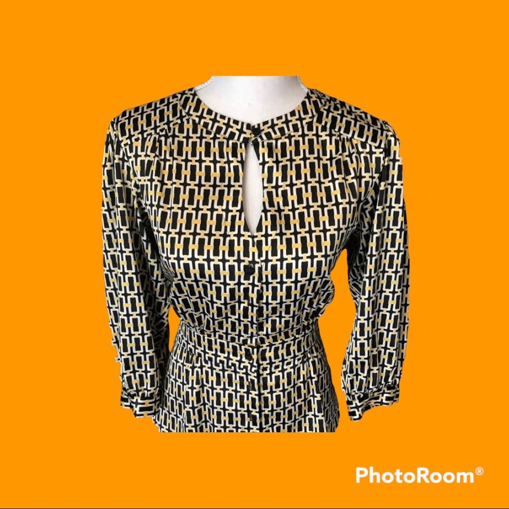 Bob Mackie Keyhole Top with 3/4 balloon sleeves